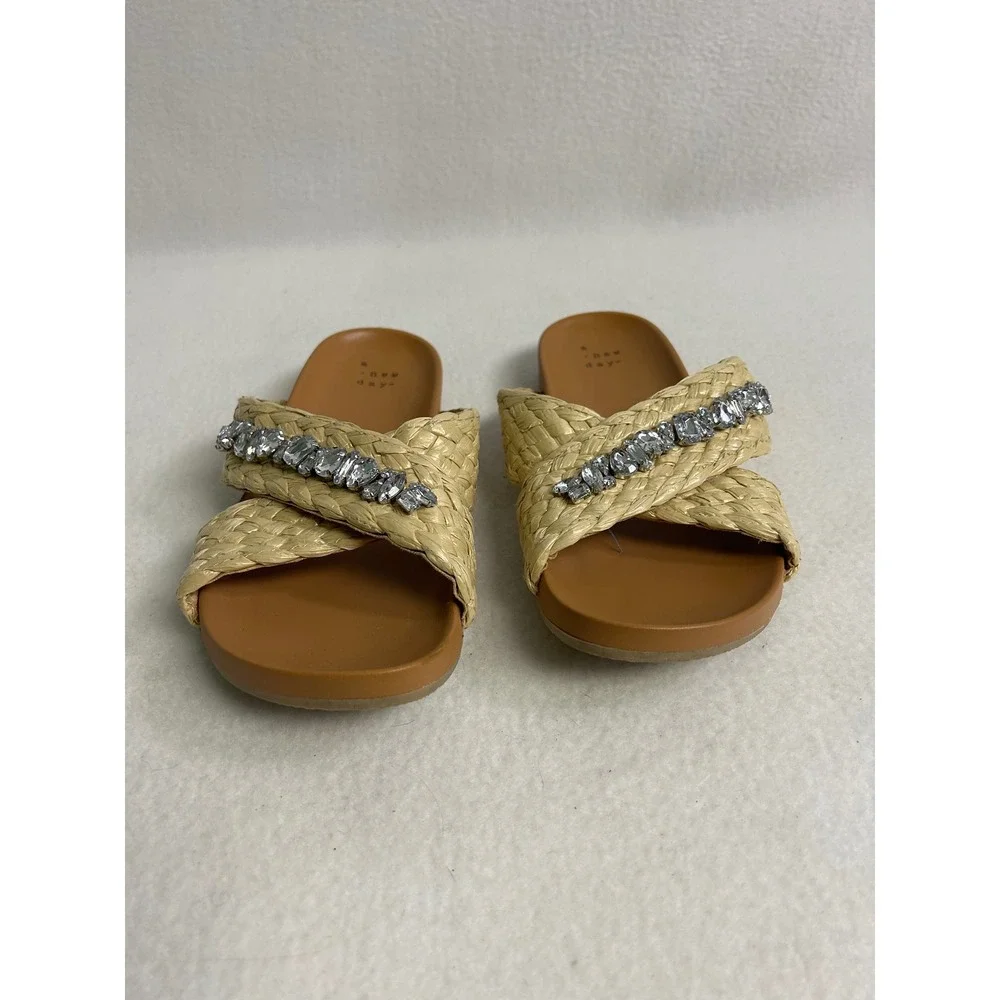 Boho Beachy A New Day Womens 8 Tan Woven Rhinestone Crisscross Slide Sandals